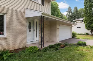 10928 London Dr, Burnsville, MN 55337 - Photo 3