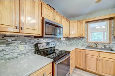 9707 Heath Avenue S, Cottage Grove, MN 55016 - Photo 15