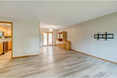 9707 Heath Avenue S, Cottage Grove, MN 55016 - Photo 9