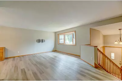 9707 Heath Avenue S, Cottage Grove, MN 55016 - Photo 5