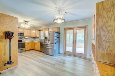 9707 Heath Avenue S, Cottage Grove, MN 55016 - Photo 11