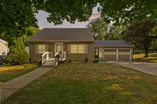 614 Lower Johnson Cir, Saint Peter, MN 56082 - Photo 39