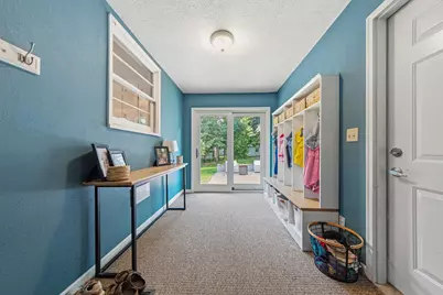 614 Lower Johnson Circle, Saint Peter, MN 56082 - Photo 5