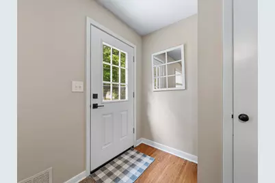 614 Lower Johnson Circle, Saint Peter, MN 56082 - Photo 11