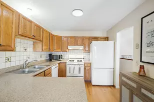 1791 Morgan Ave, Saint Paul, MN 55116 - Photo 9