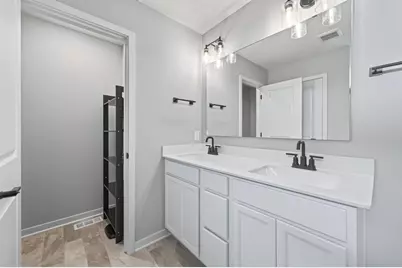 6178 Highland Hills Circle S, Cottage Grove, MN 55016 - Photo 13