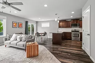 9415 Toledo Ln N, Brooklyn Park, MN 55443 - Photo 9