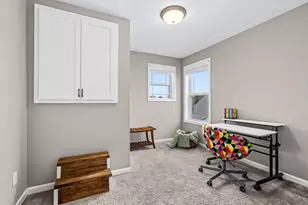 9415 Toledo Ln N, Brooklyn Park, MN 55443 - Photo 25