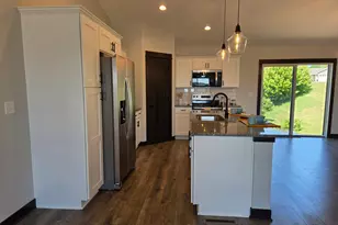 2 Marie Cir, Elysian, MN 56028 - Photo 5