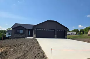 2 Marie Cir, Elysian, MN 56028 - Photo 1