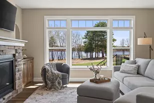 25415 Farmstead Ln, Wyoming, MN 55092 - Photo 3