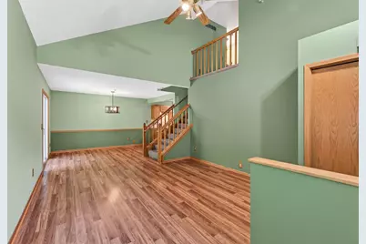 15242 Lesley Lane, Eden Prairie, MN 55346 - Photo 5
