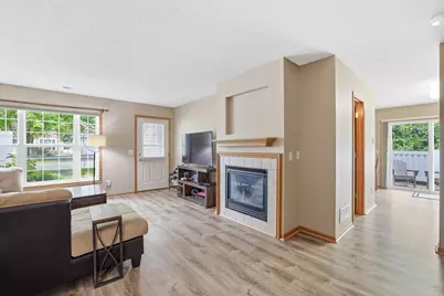429 Wilderness Drive, Chaska, MN 55318 - Photo 9