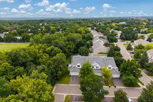 429 Wilderness Dr, Chaska, MN 55318 - Photo 3