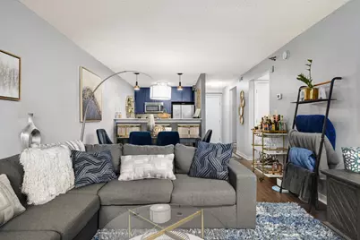48 Groveland Terrace #B206, Minneapolis, MN 55403 - Photo 15