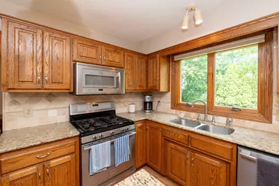 8769 Jewel Avenue S, Cottage Grove, MN 55016 - Photo 21