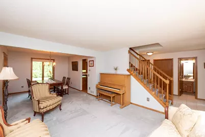 8769 Jewel Avenue S, Cottage Grove, MN 55016 - Photo 11