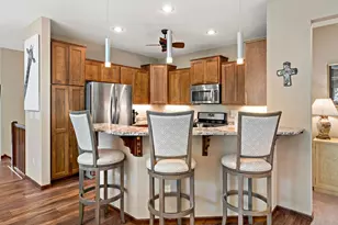 15305 Stonewood Ct, Burnsville, MN 55306 - Photo 9