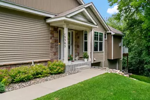 15305 Stonewood Ct, Burnsville, MN 55306 - Photo 13