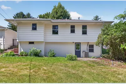 7070 Claude Avenue, Inver Grove Heights, MN 55076 - Photo 3