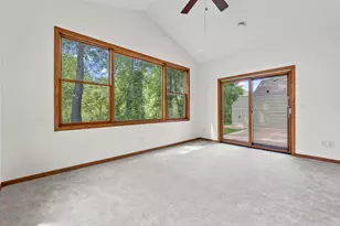 682 Bibeau Ct, Vadnais Heights, MN 55127 - Photo 21