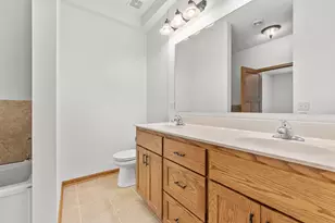682 Bibeau Ct, Vadnais Heights, MN 55127 - Photo 17