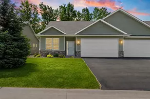 682 Bibeau Ct, Vadnais Heights, MN 55127 - Photo 1