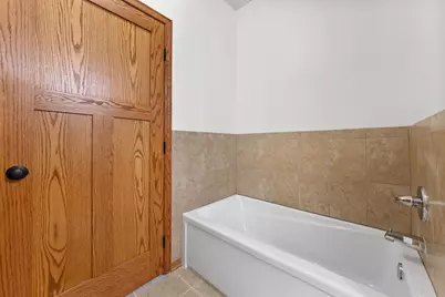 682 Bibeau Court, Vadnais Heights, MN 55127 - Photo 27