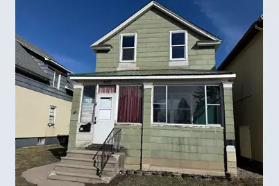922 S 5th Avenue, Virginia, MN 55792 - Photo 1