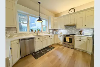550 Guttenberg Heights, Fergus Falls, MN 56537 - Photo 7