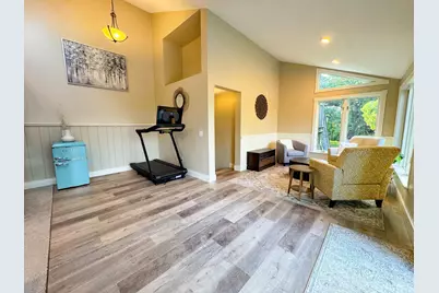550 Guttenberg Heights, Fergus Falls, MN 56537 - Photo 15