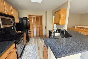 11136 Cottonwood St NW, Coon Rapids, MN 55448 - Photo 9