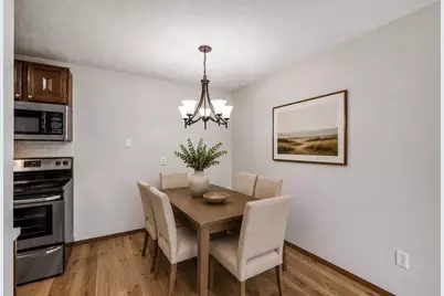 4009 Heritage Hills Drive #207, Bloomington, MN 55437 - Photo 7