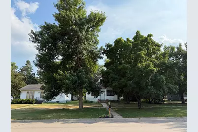 308 E Main Avenue, Fertile, MN 56540 - Photo 5
