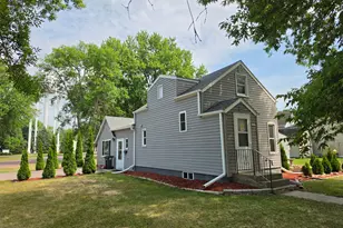 2325 Ironwood Ave, Slayton, MN 56172 - Photo 1
