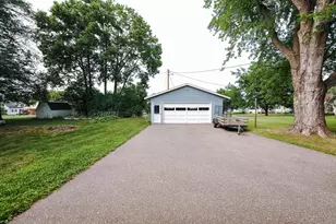 502 W Hudson, Mondovi, WI 54755 - Photo 39
