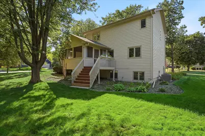 18997 Nature Lane, Eden Prairie, MN 55346 - Photo 7