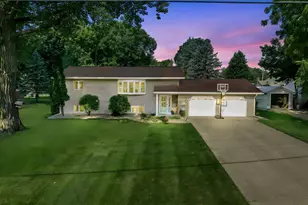 912 Shoreacres Dr, Fairmont, MN 56031 - Photo 41