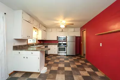 916 5th Street SW, Waseca, MN 56093 - Photo 11