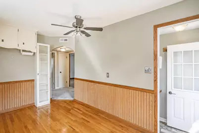 2102 E Oakland Avenue, Austin, MN 55912 - Photo 11