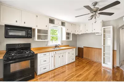 2102 E Oakland Avenue, Austin, MN 55912 - Photo 9