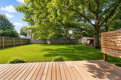 2102 E Oakland Avenue, Austin, MN 55912 - Photo 7