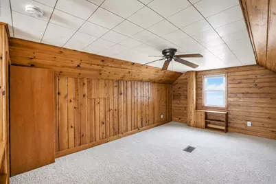 2102 E Oakland Avenue, Austin, MN 55912 - Photo 21