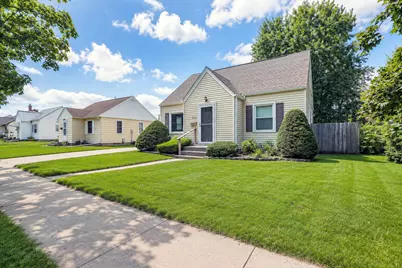 2102 E Oakland Avenue, Austin, MN 55912 - Photo 3