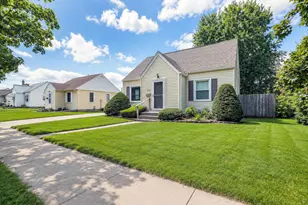 2102 E Oakland Ave, Austin, MN 55912 - Photo 3
