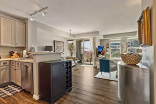 660 N 2nd St, Minneapolis, MN 55401 - Photo 1