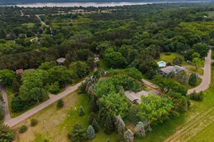 282 Croixview Dr S, Afton, MN 55001 - Photo 3