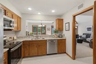 6100 Auto Club Rd, Bloomington, MN 55438 - Photo 7