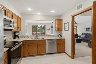 6100 Auto Club Road #305, Bloomington, MN 55438 - Photo 9
