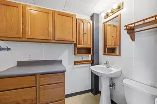 37 N Hill St, Fountain City, WI 54629 - Photo 11